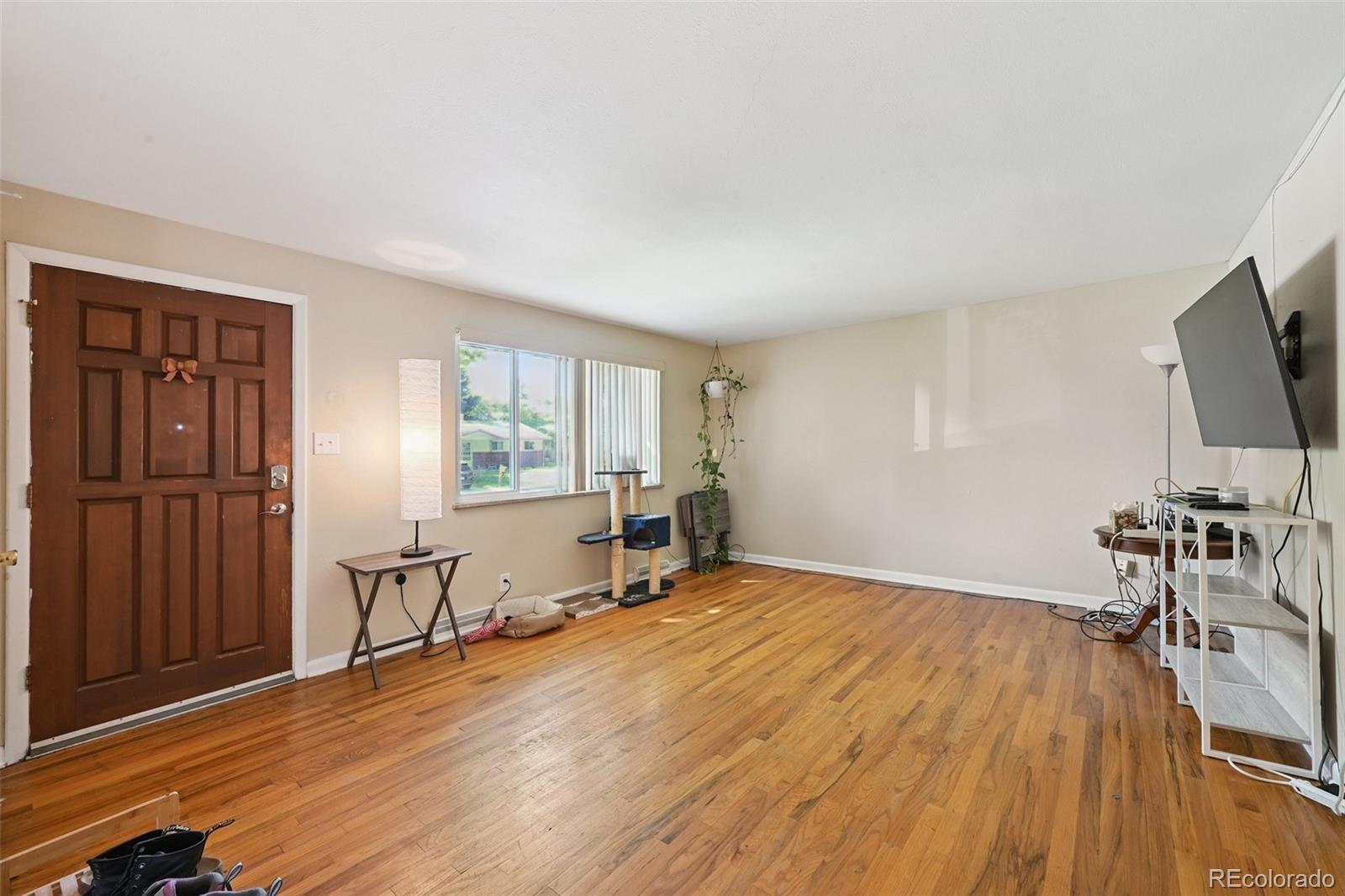 MLS Image #2 for 8250  chase way,arvada, Colorado