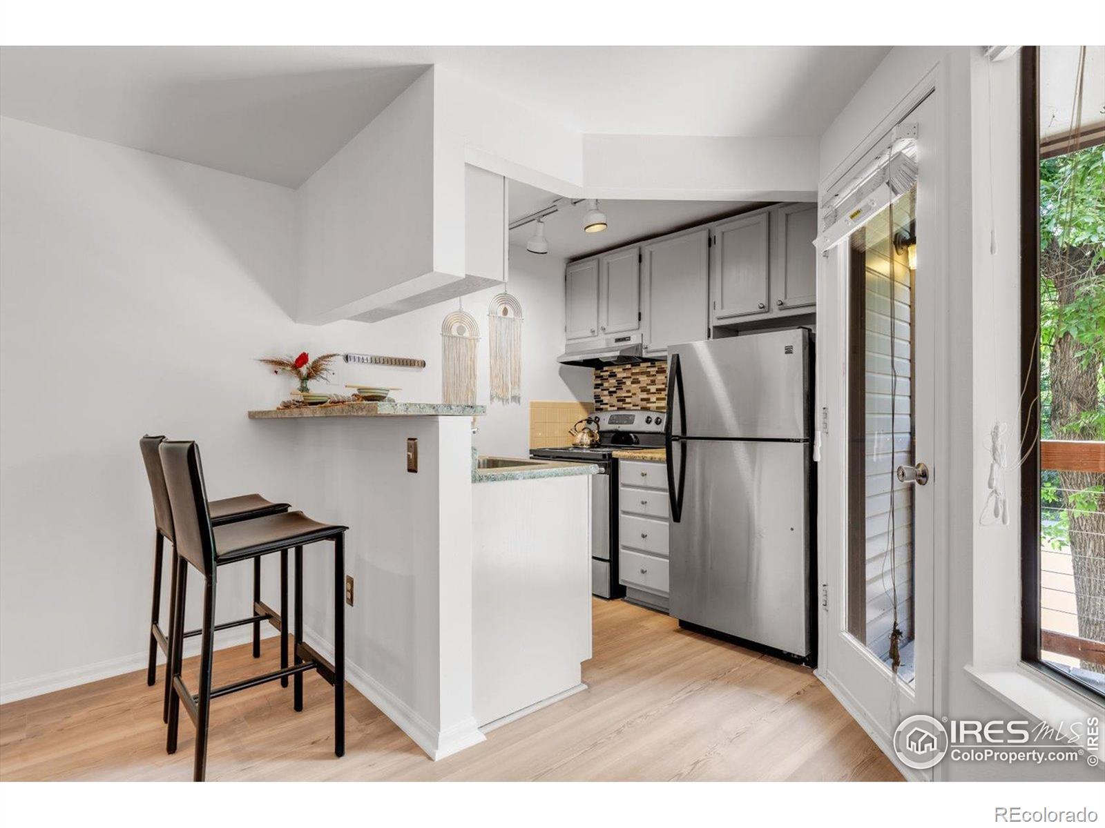 MLS Image #5 for 910  portland place,boulder, Colorado