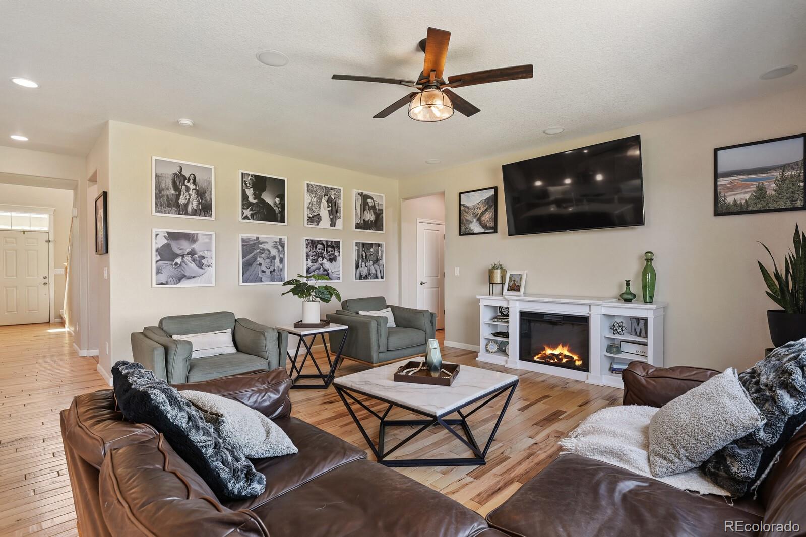 MLS Image #16 for 15471  village circle,commerce city, Colorado