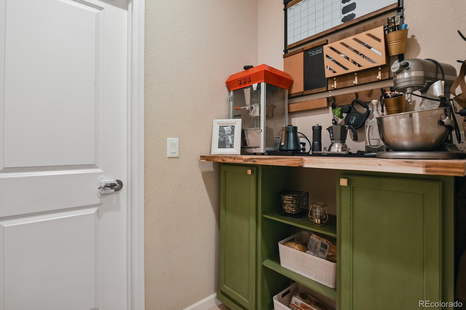 MLS Image #19 for 15471  village circle,commerce city, Colorado