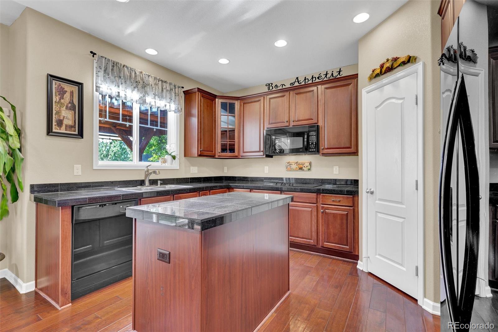 MLS Image #10 for 8489 s quay street,littleton, Colorado