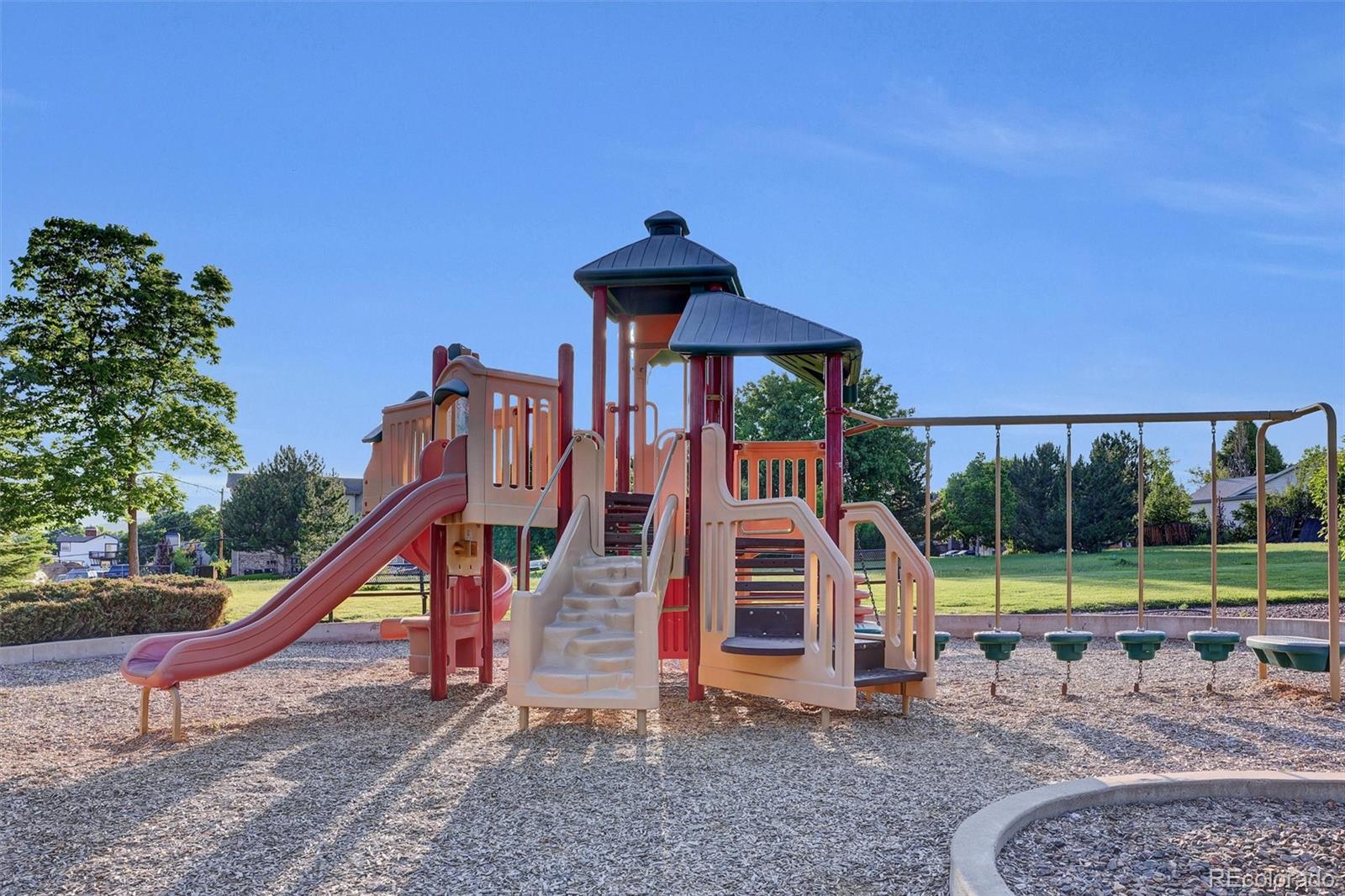 MLS Image #28 for 8489 s quay street,littleton, Colorado