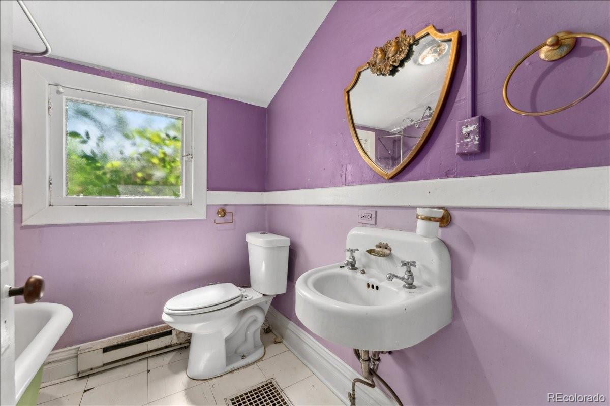 MLS Image #15 for 4461  vrain street,denver, Colorado