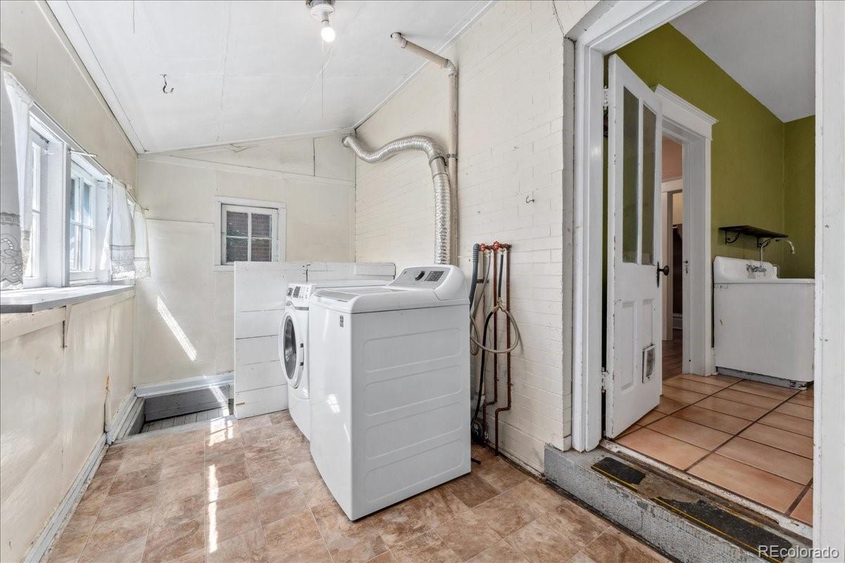 MLS Image #17 for 4461  vrain street,denver, Colorado
