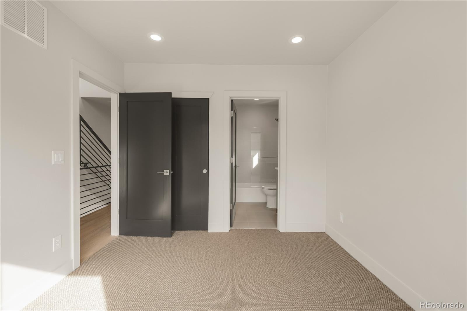 MLS Image #13 for 2391  king street,denver, Colorado