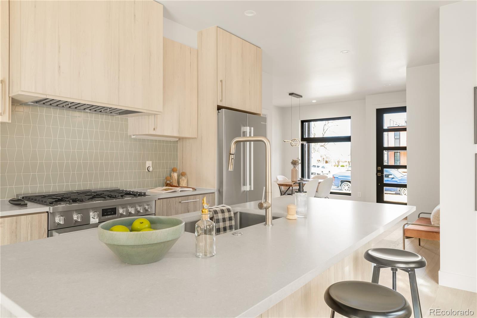 MLS Image #7 for 2391  king street,denver, Colorado