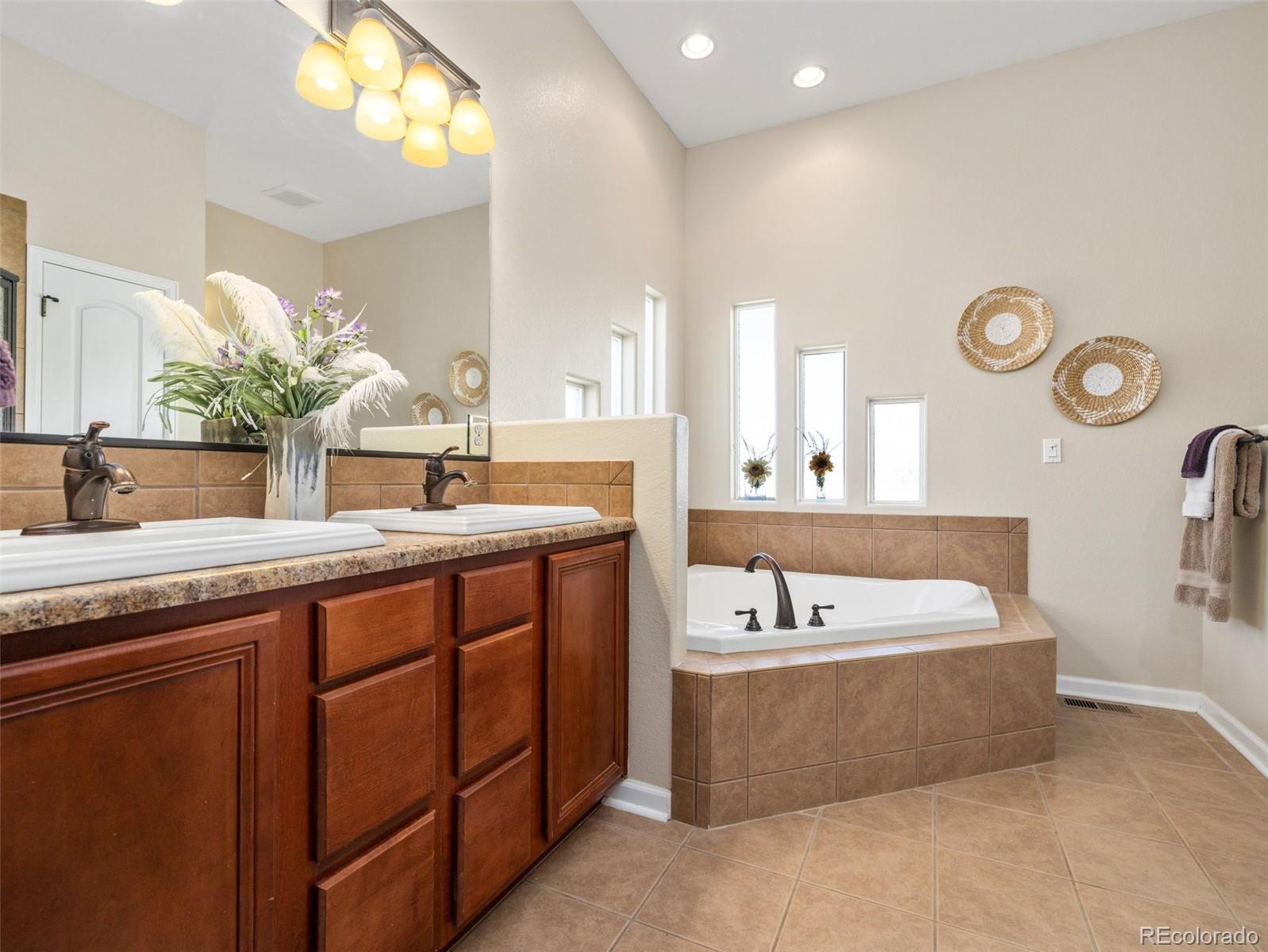 MLS Image #19 for 406 n idledale drive,pueblo, Colorado