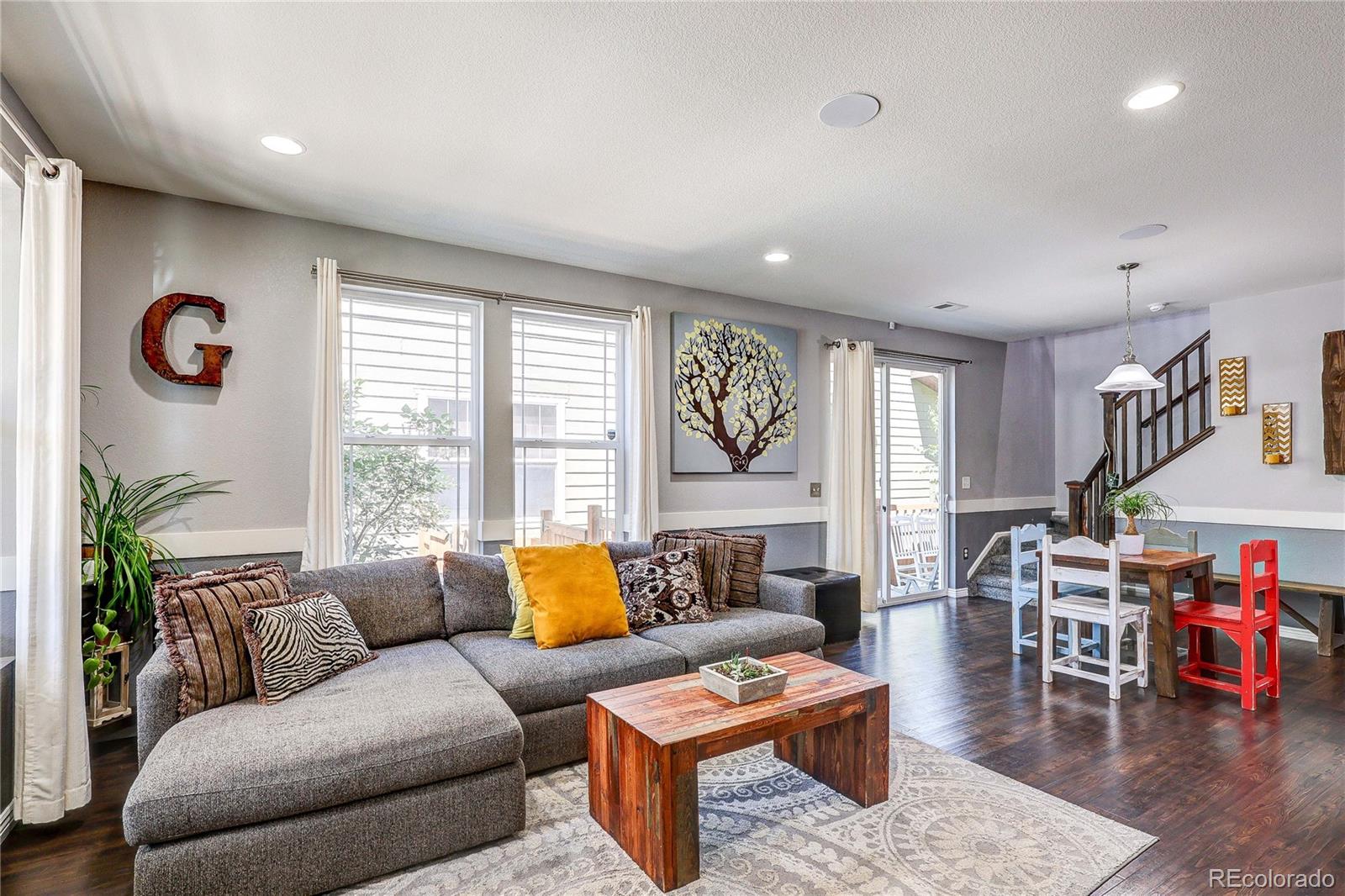 MLS Image #5 for 8321 e 33rd avenue,denver, Colorado