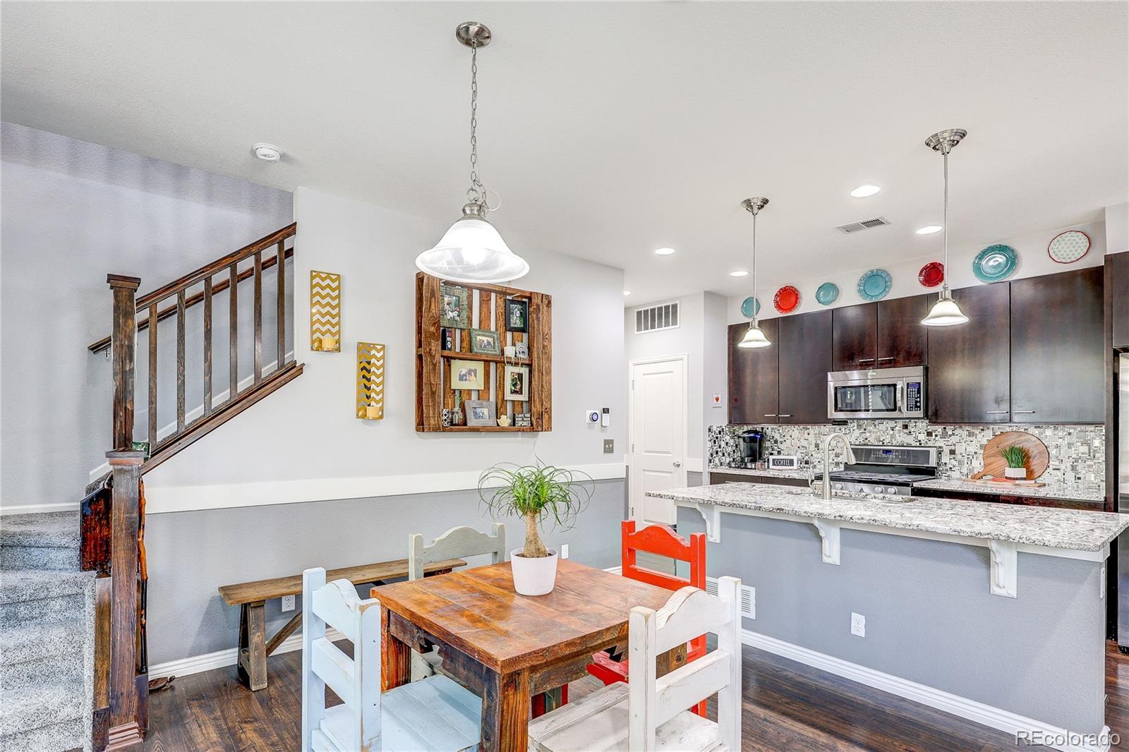 MLS Image #7 for 8321 e 33rd avenue,denver, Colorado