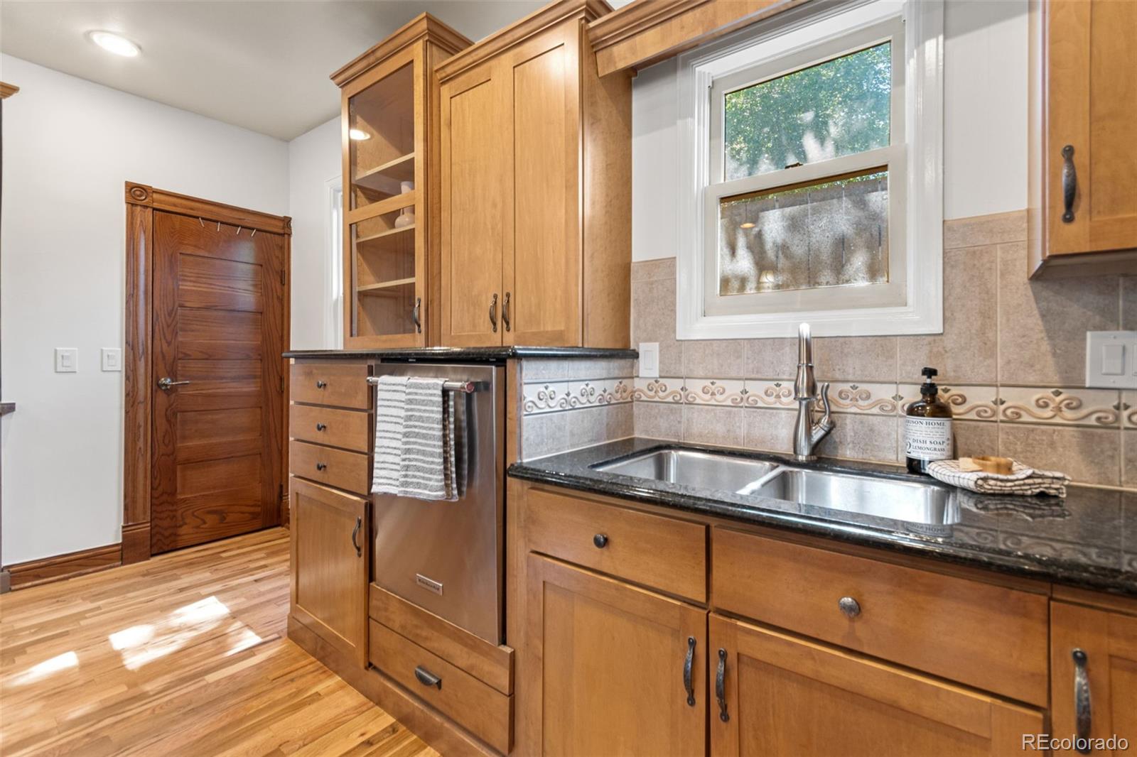 MLS Image #10 for 3039 w 22nd avenue,denver, Colorado