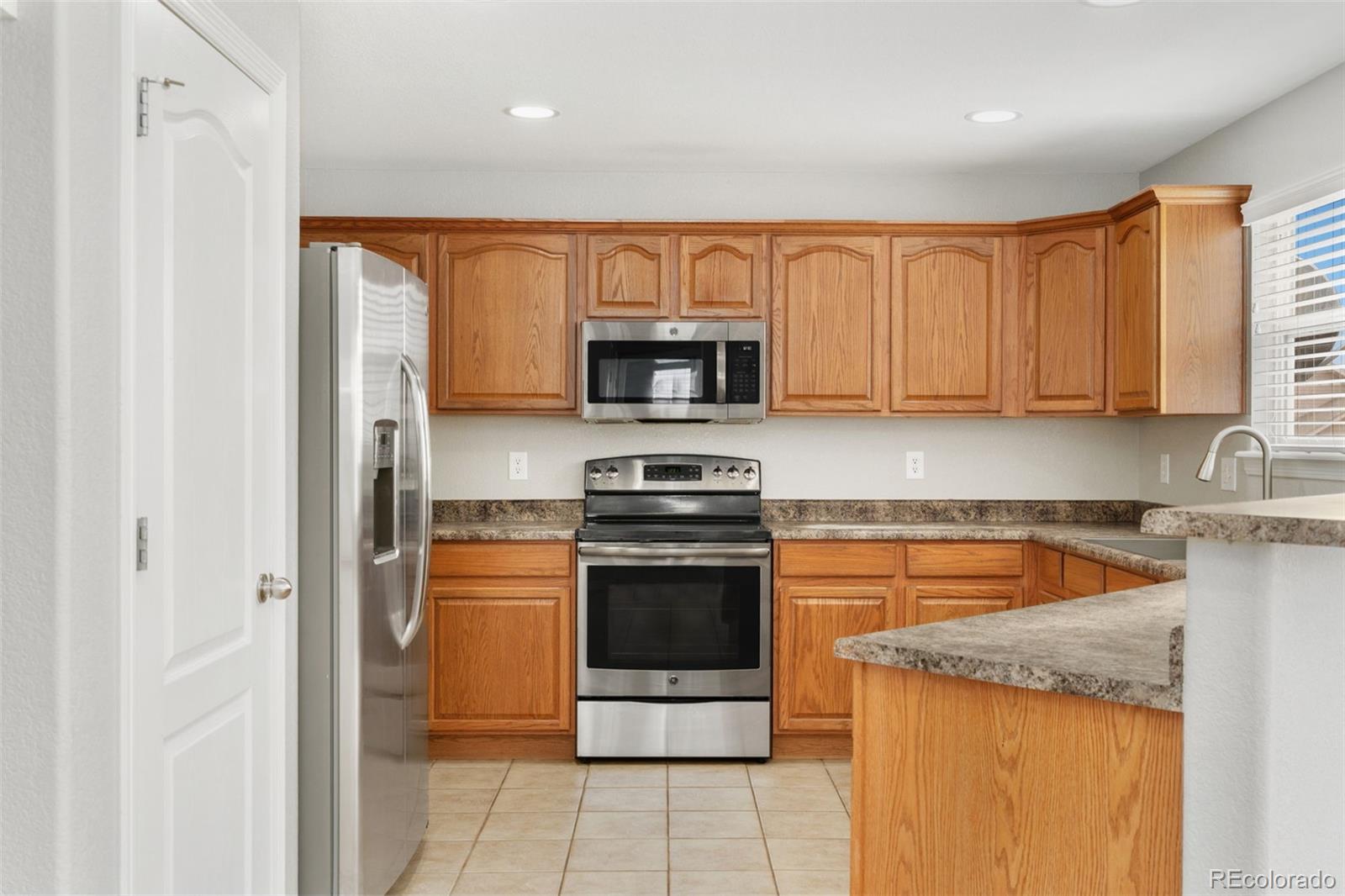 MLS Image #11 for 15378 e 99th way,commerce city, Colorado