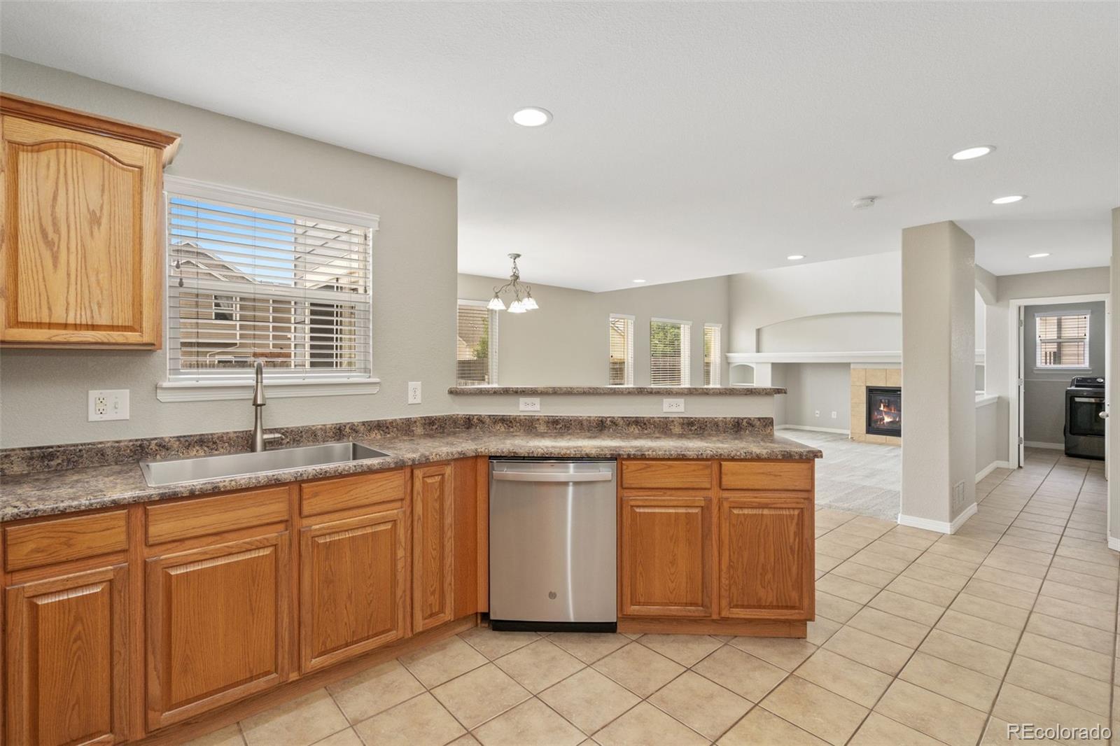 MLS Image #13 for 15378 e 99th way,commerce city, Colorado