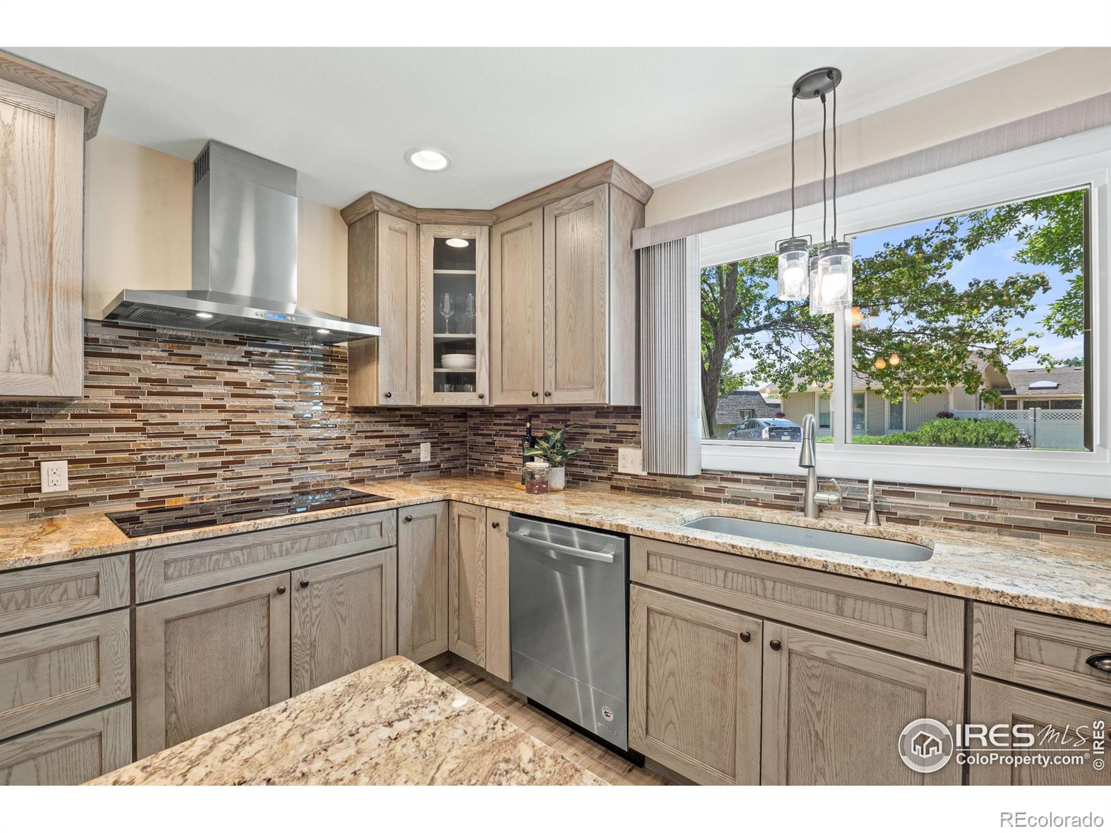 MLS Image #11 for 40  walter way,broomfield, Colorado
