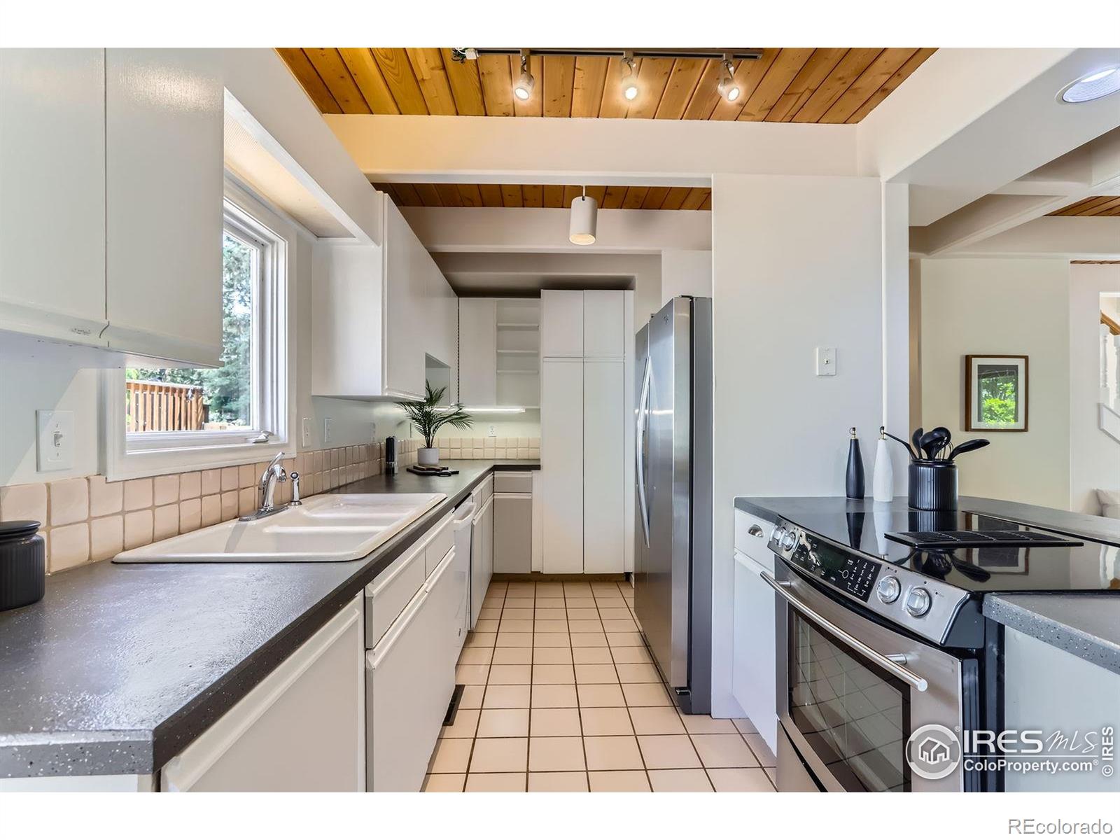 MLS Image #8 for 725  union avenue,boulder, Colorado