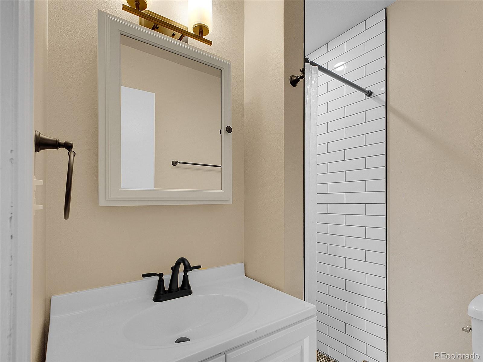 MLS Image #20 for 5853 s lowell boulevard,littleton, Colorado