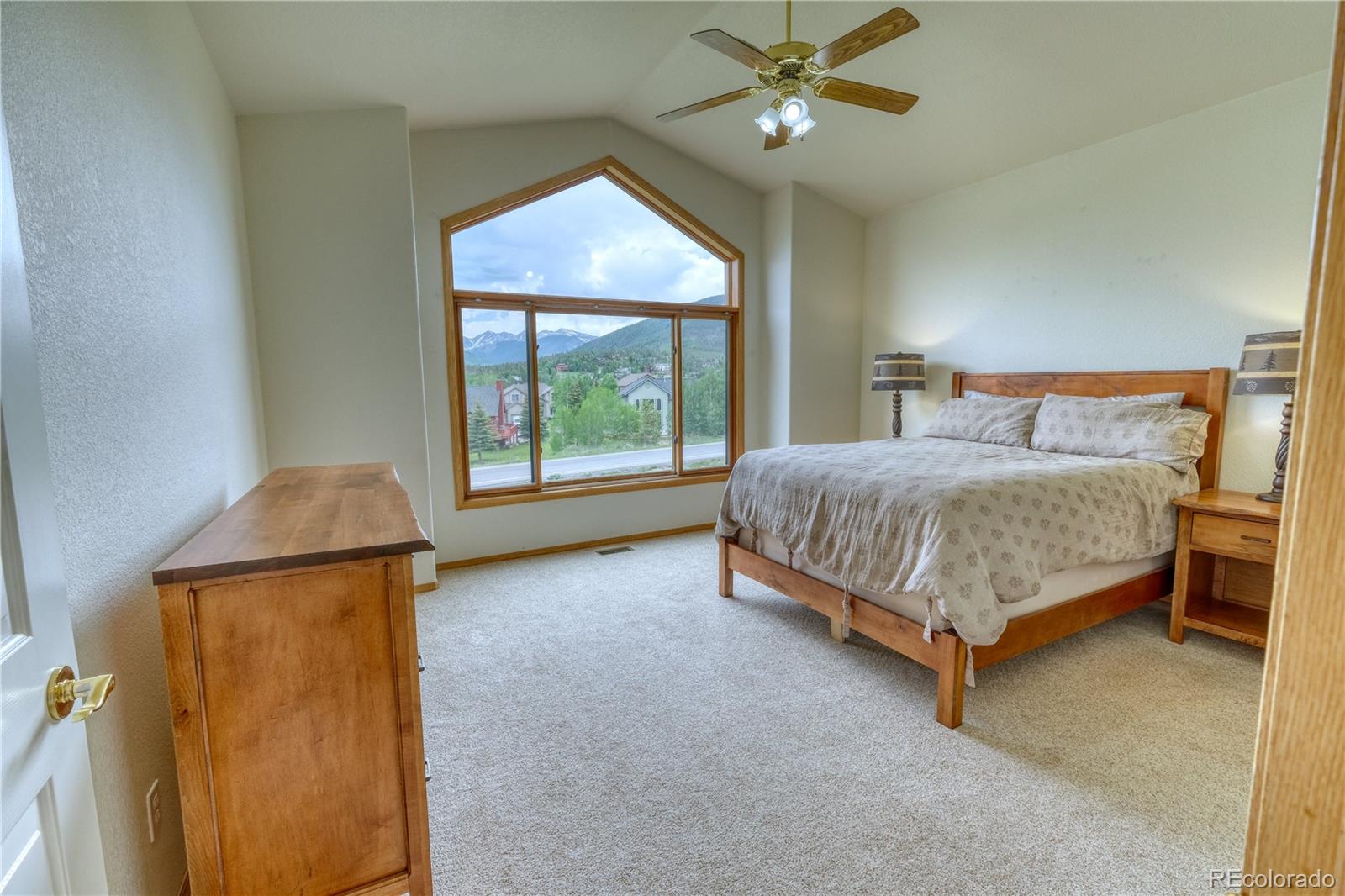 MLS Image #15 for 70  lone wolf court,dillon, Colorado