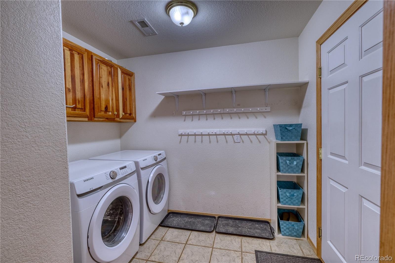 MLS Image #23 for 70  lone wolf court,dillon, Colorado