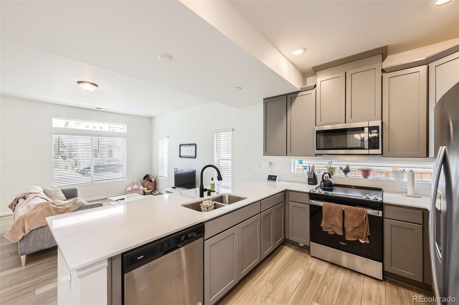 MLS Image #8 for 10136  worchester street,commerce city, Colorado
