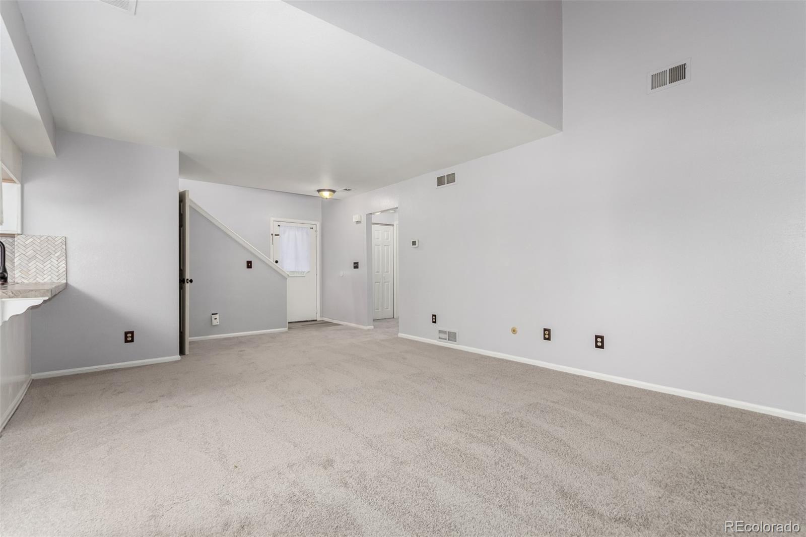 MLS Image #12 for 2101 s victor street,aurora, Colorado