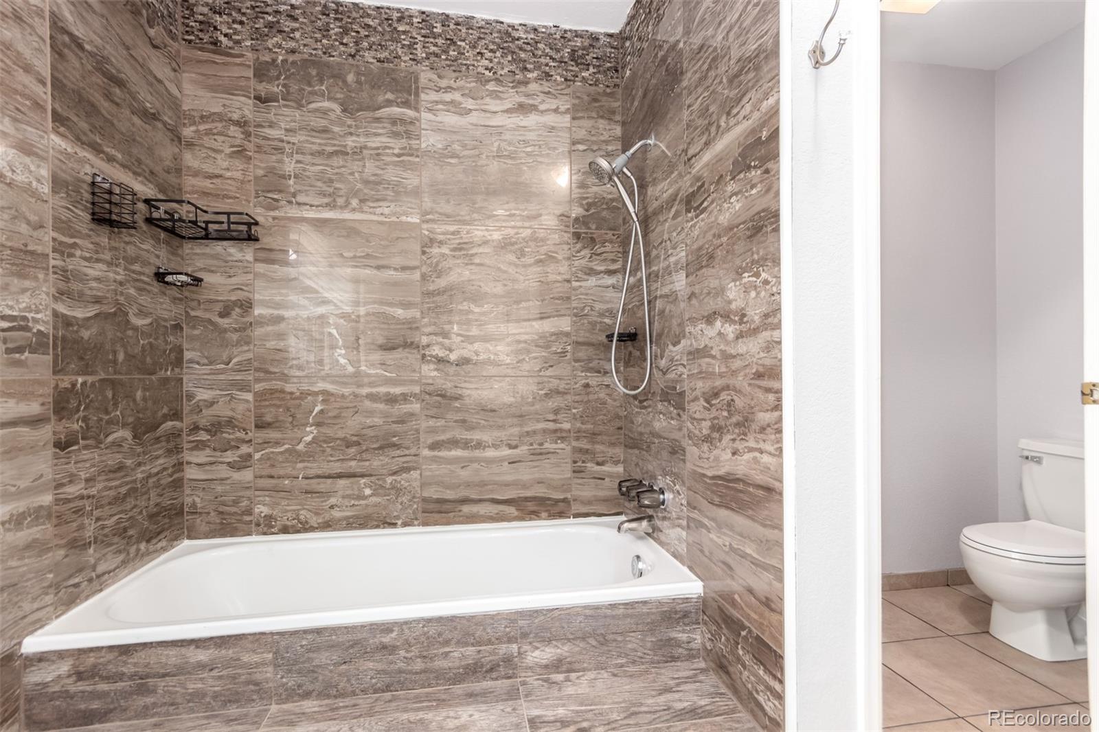 MLS Image #17 for 2101 s victor street,aurora, Colorado
