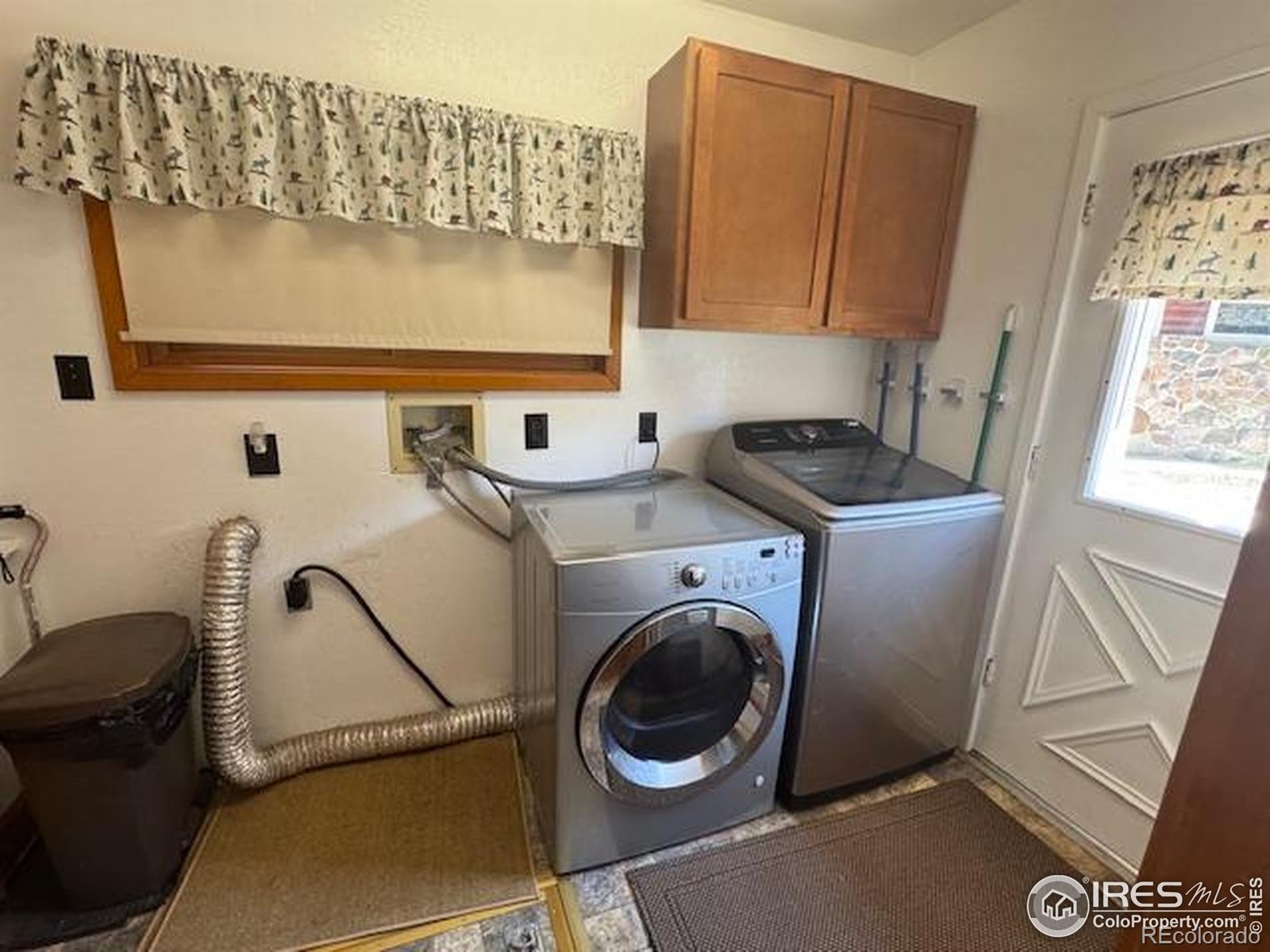 MLS Image #14 for 110  meadow lane,bellvue, Colorado