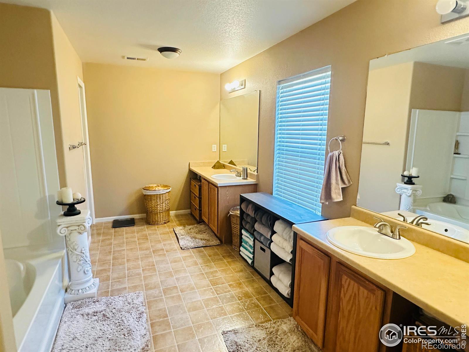 MLS Image #18 for 3547  maplewood lane,johnstown, Colorado