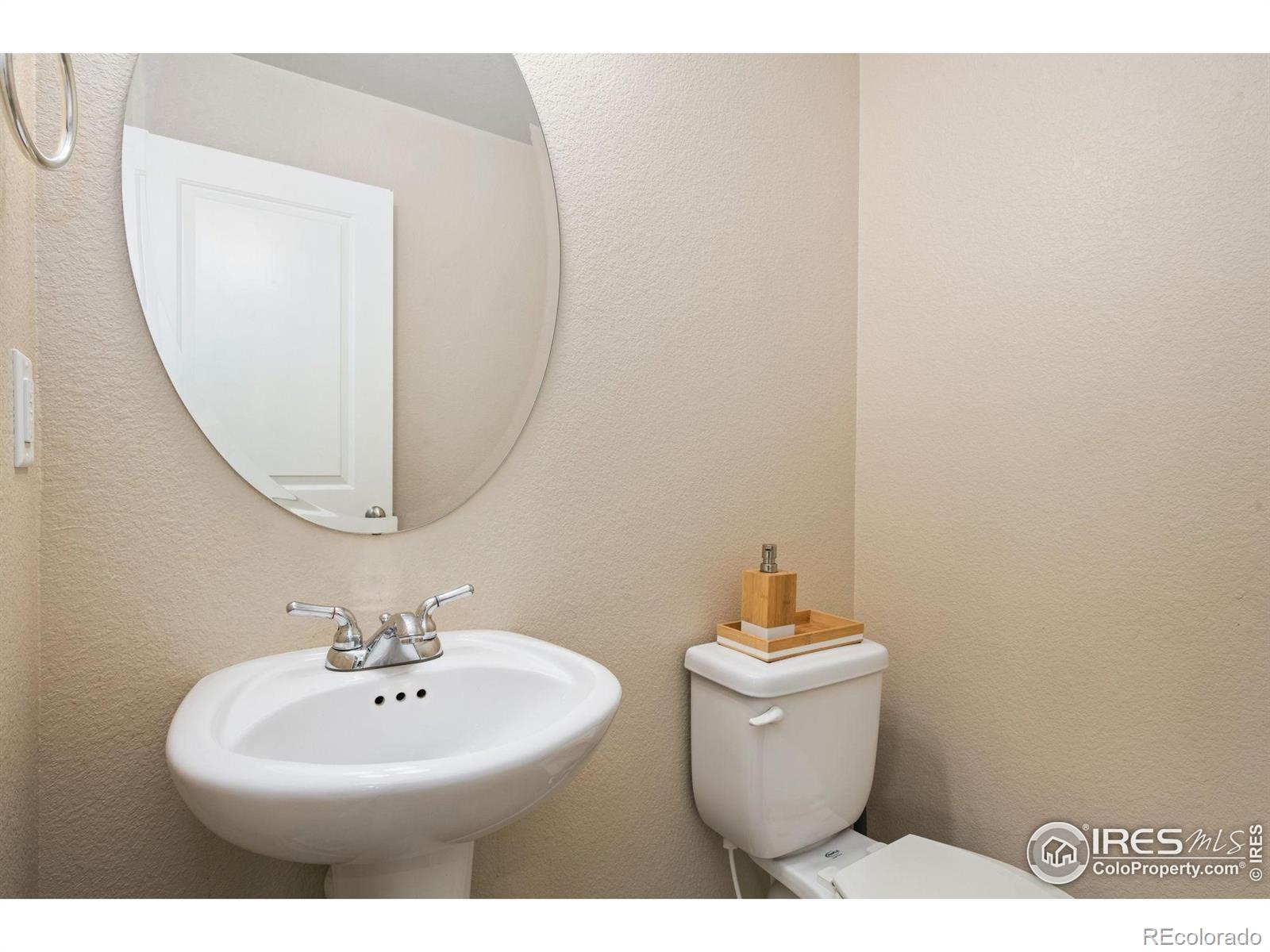MLS Image #17 for 1921  winamac drive,fort collins, Colorado