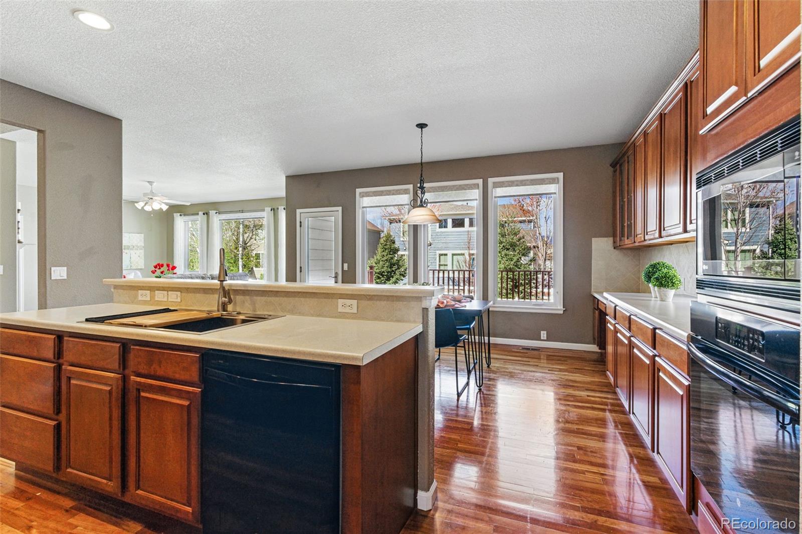 MLS Image #6 for 5017  bella vista drive,longmont, Colorado
