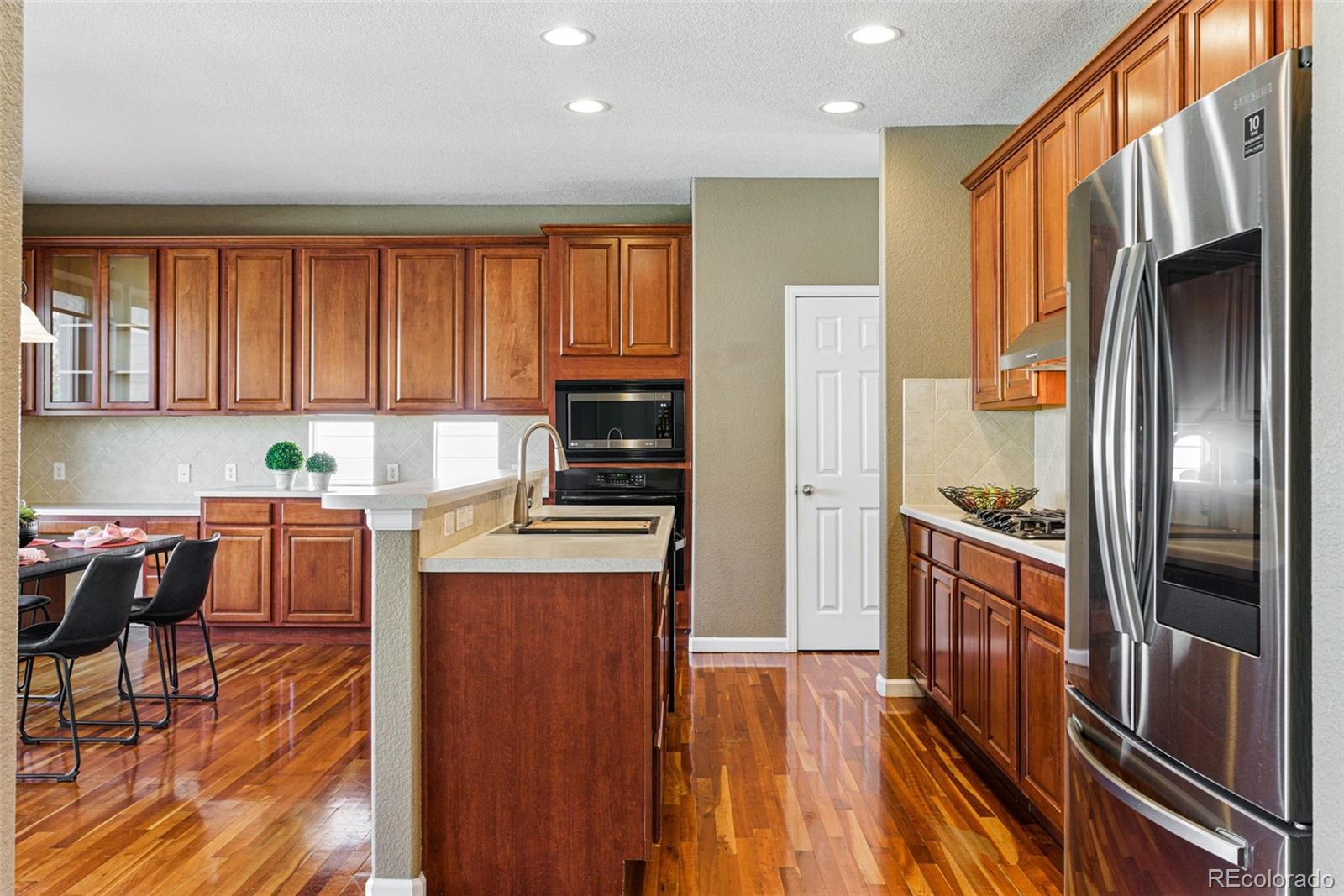 MLS Image #7 for 5017  bella vista drive,longmont, Colorado