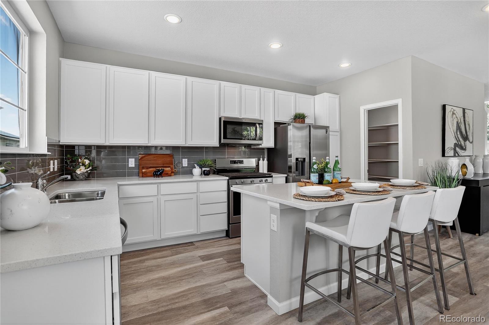 MLS Image #7 for 1310  hoyt street,lakewood, Colorado