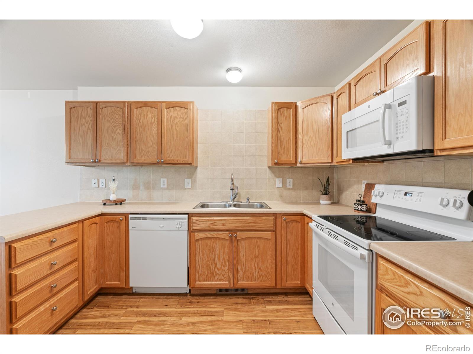 MLS Image #7 for 135  carina circle,loveland, Colorado