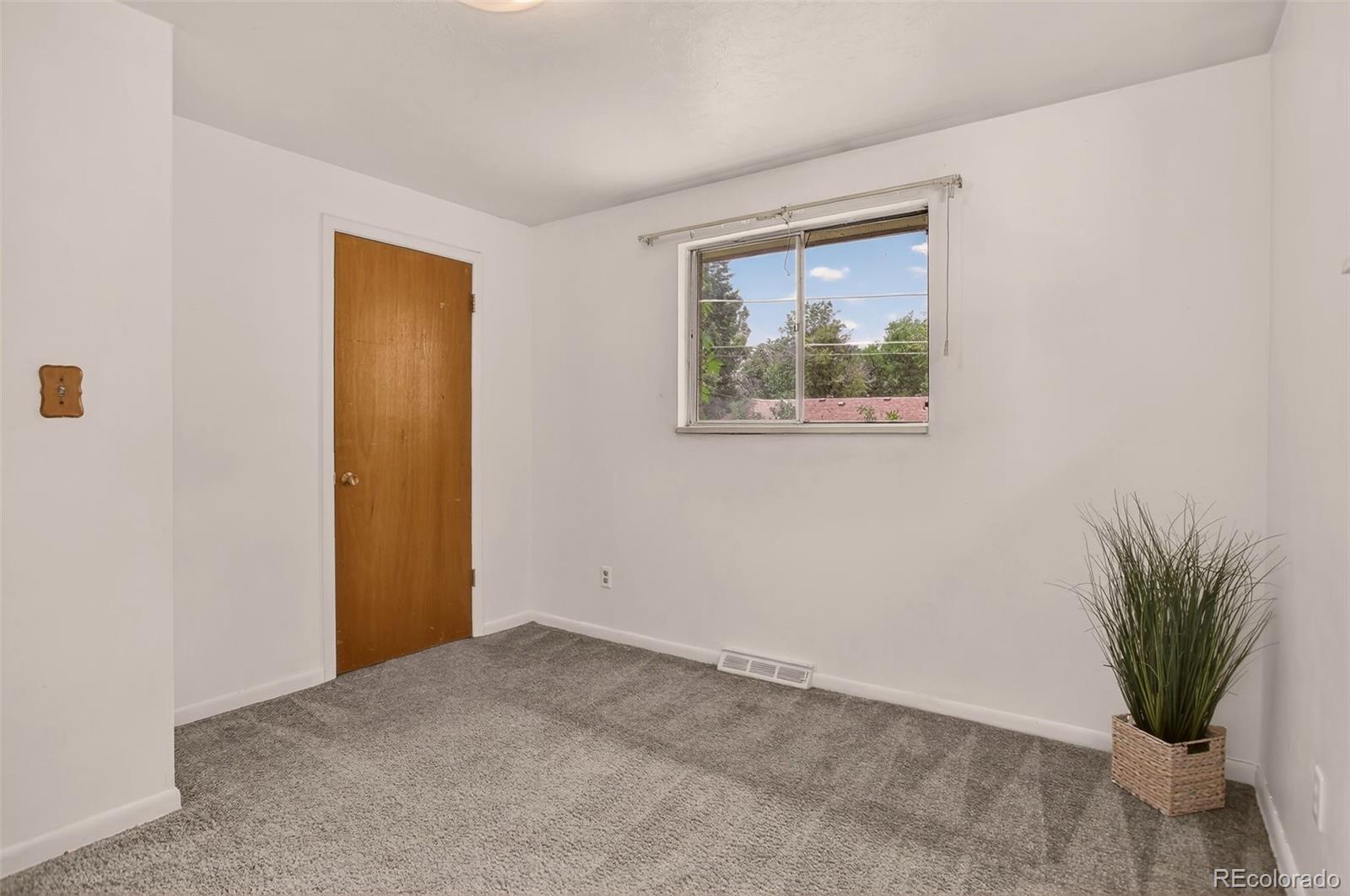 MLS Image #13 for 609 s quentin street,aurora, Colorado