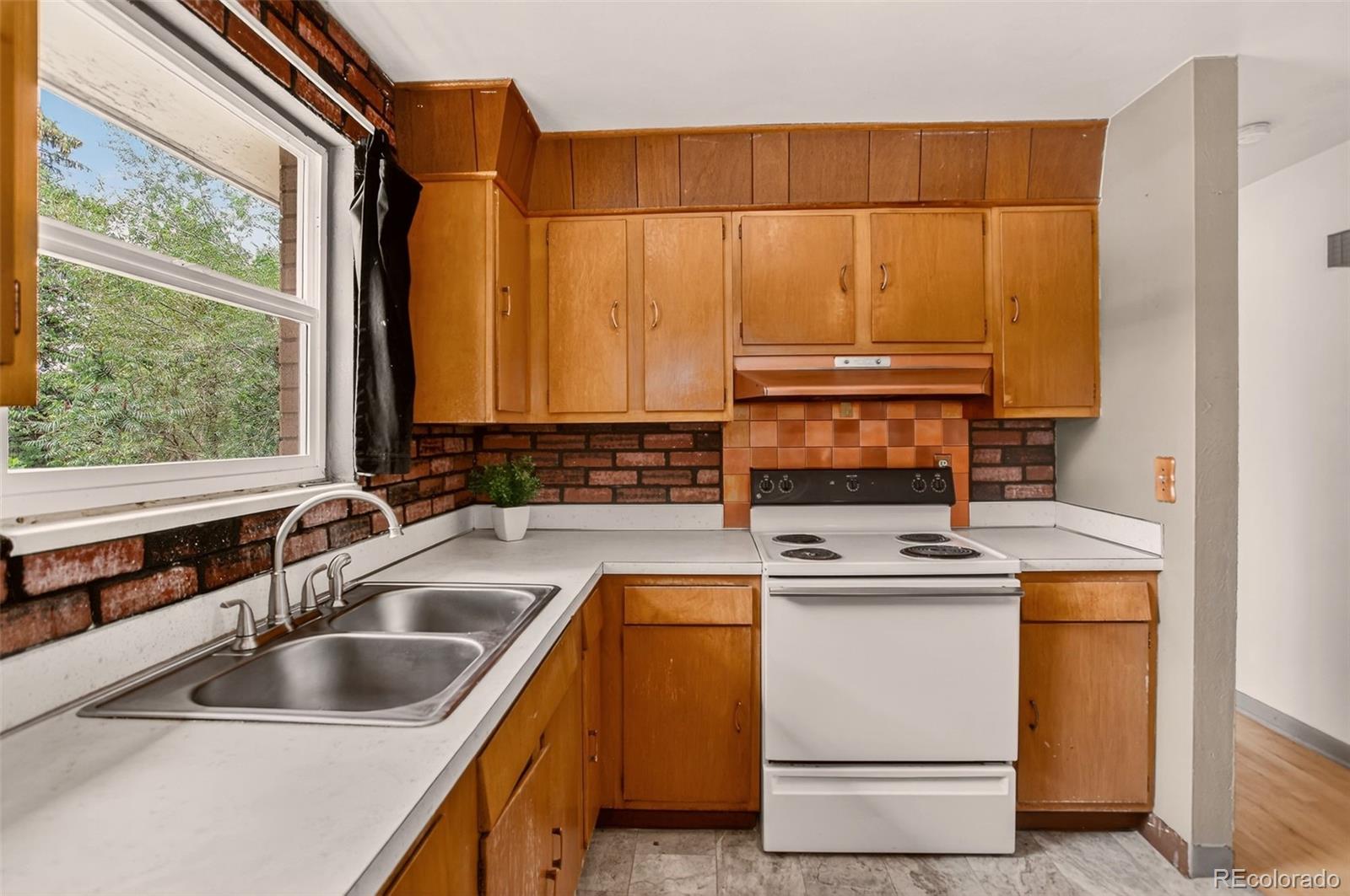 MLS Image #7 for 609 s quentin street,aurora, Colorado