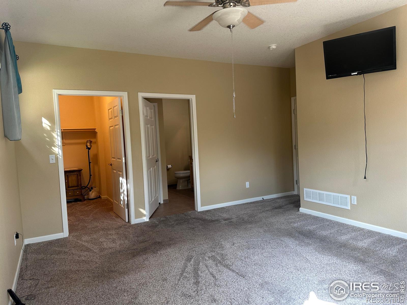 MLS Image #10 for 1238  finch street,loveland, Colorado