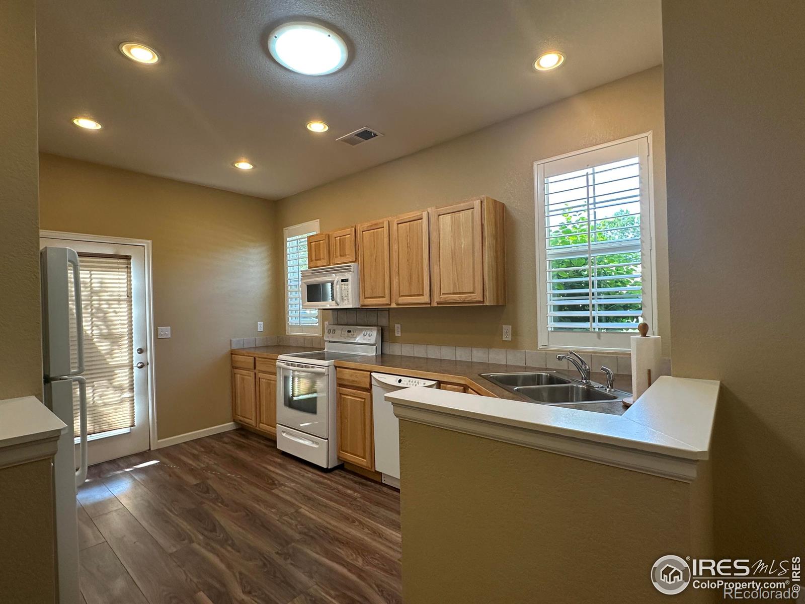 MLS Image #5 for 1238  finch street,loveland, Colorado