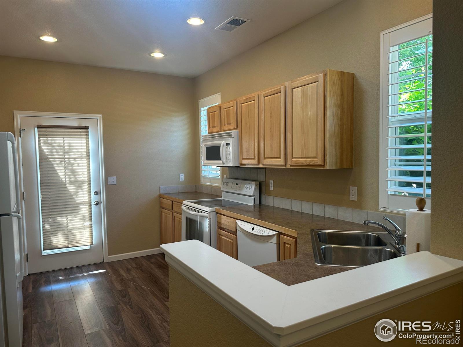 MLS Image #6 for 1238  finch street,loveland, Colorado