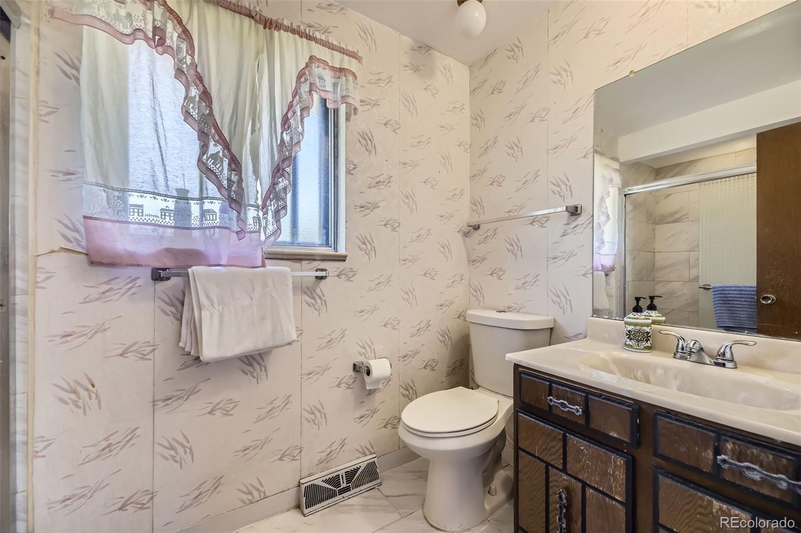 MLS Image #5 for 661 s paris street,aurora, Colorado