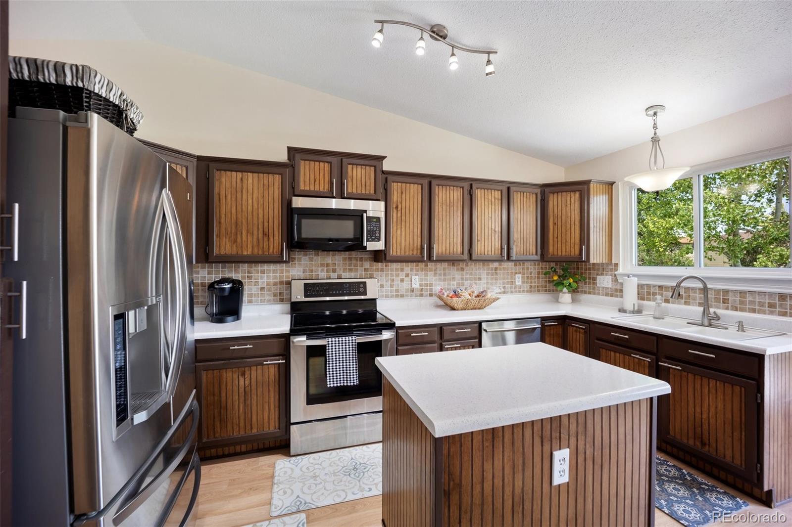 MLS Image #5 for 5750 s youngfield street,littleton, Colorado