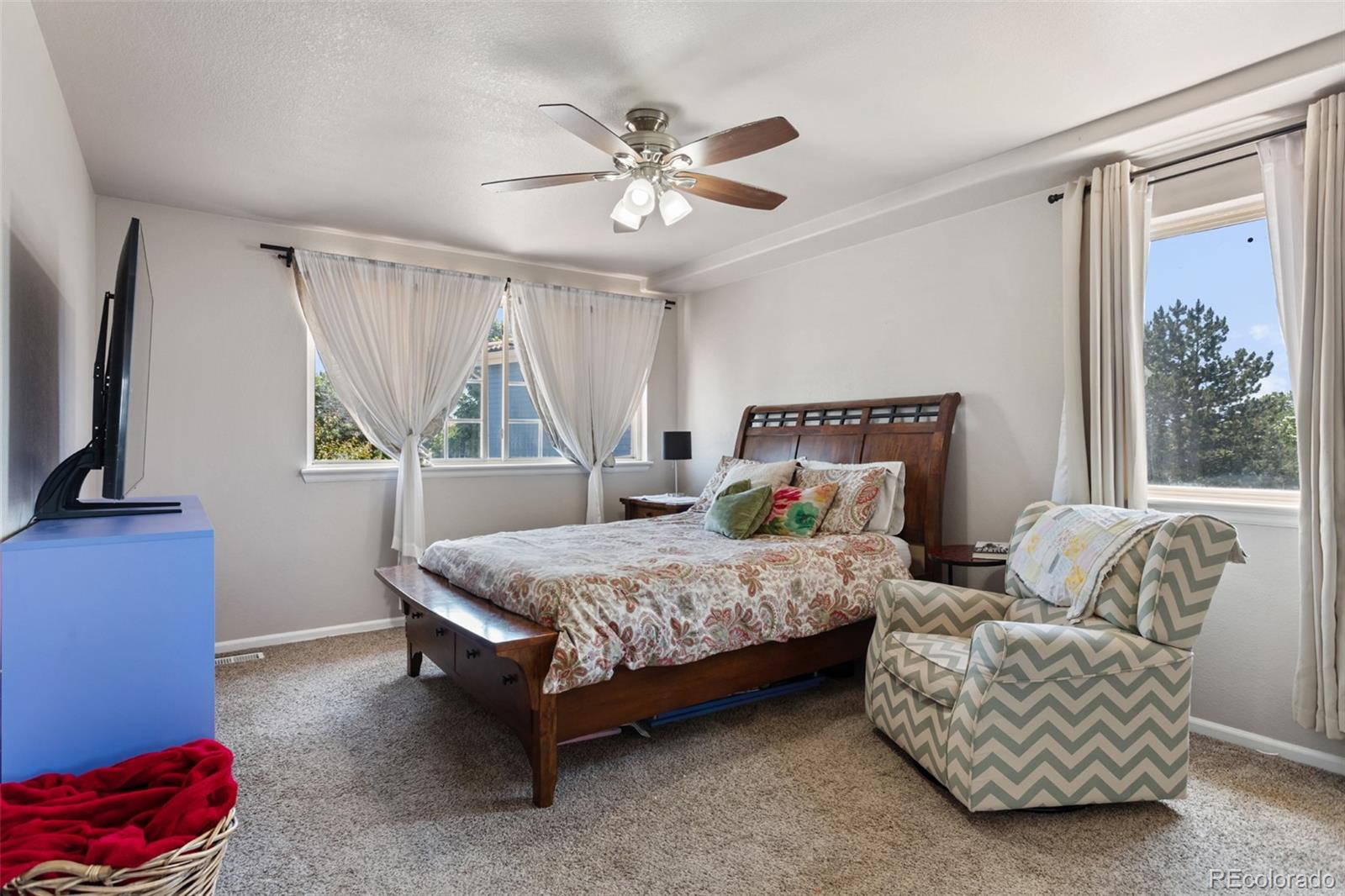 MLS Image #16 for 19917  mitchell circle,denver, Colorado
