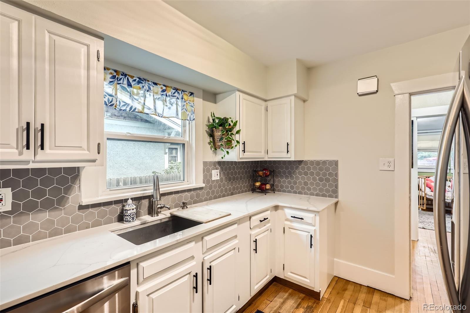 MLS Image #5 for 4057  bryant street,denver, Colorado