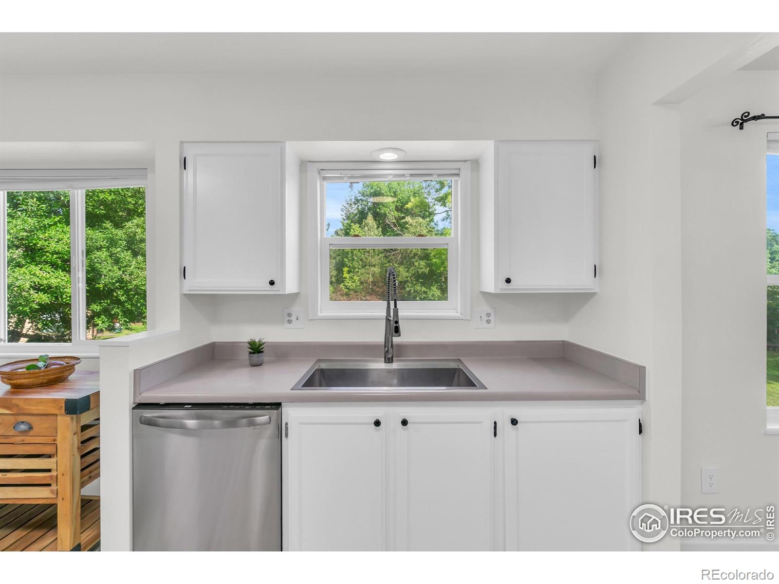 MLS Image #14 for 2036  lexington court,fort collins, Colorado