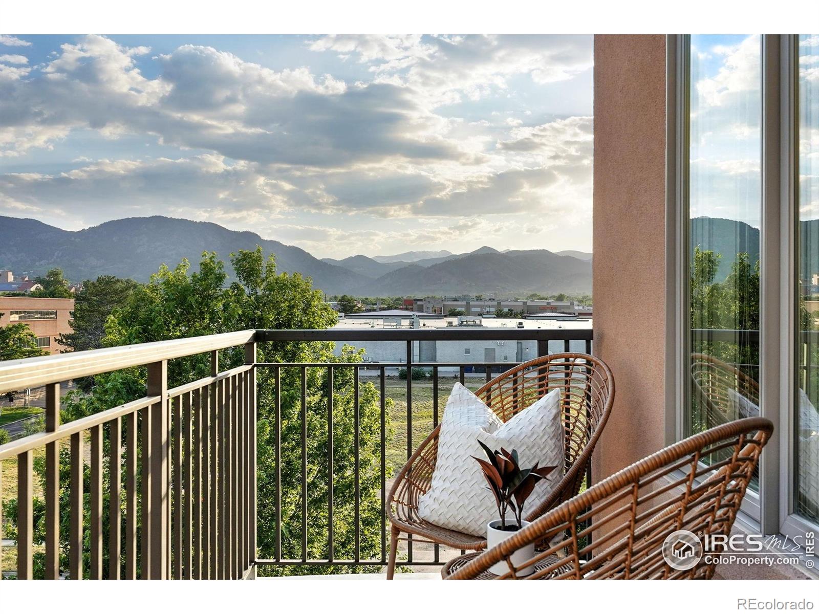 MLS Image #28 for 3401  arapahoe avenue,boulder, Colorado