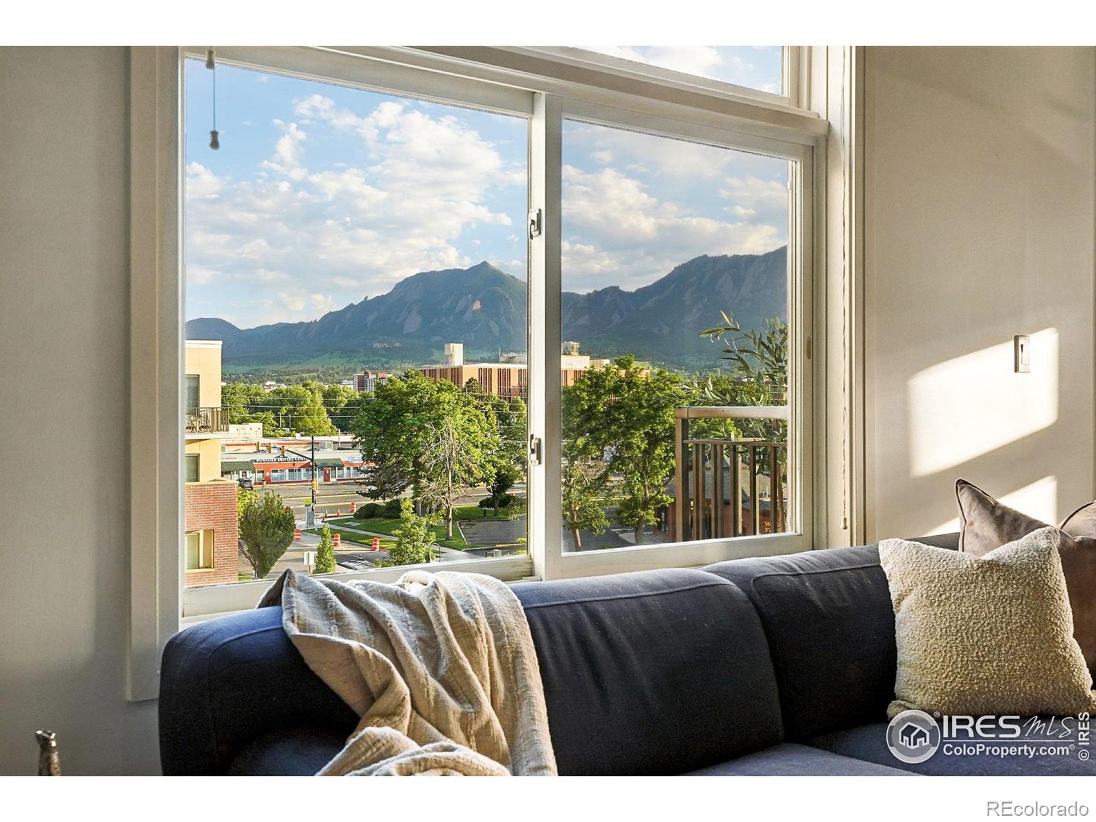 MLS Image #9 for 3401  arapahoe avenue,boulder, Colorado