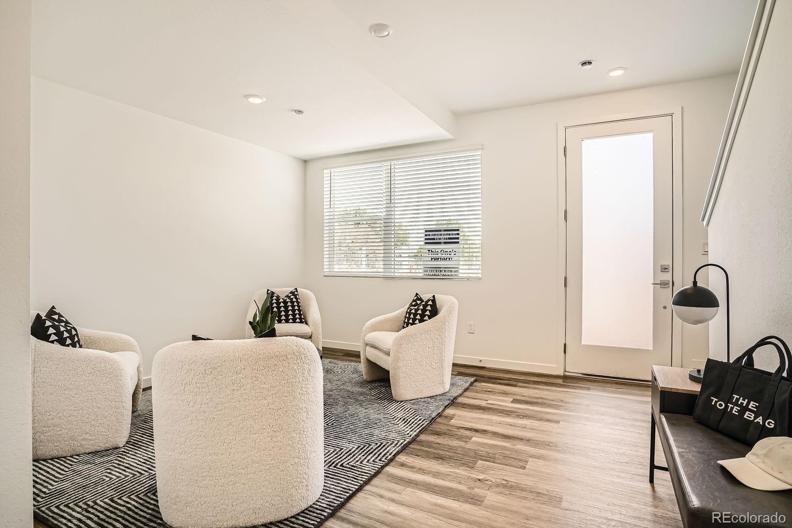 MLS Image #10 for 370  geneva street,aurora, Colorado