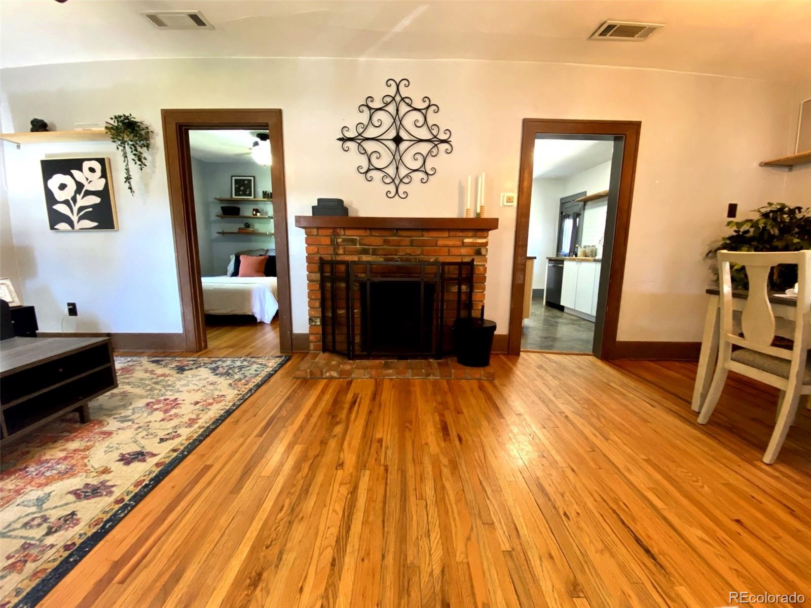 MLS Image #4 for 620  walnut street,windsor, Colorado