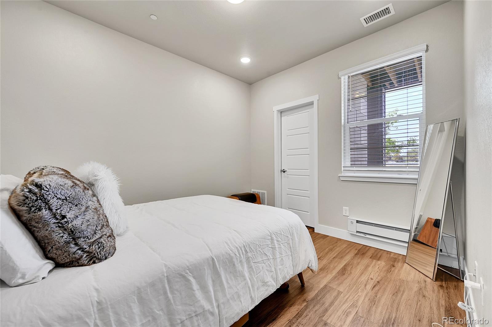 MLS Image #8 for 1575 w 68th avenue,denver, Colorado