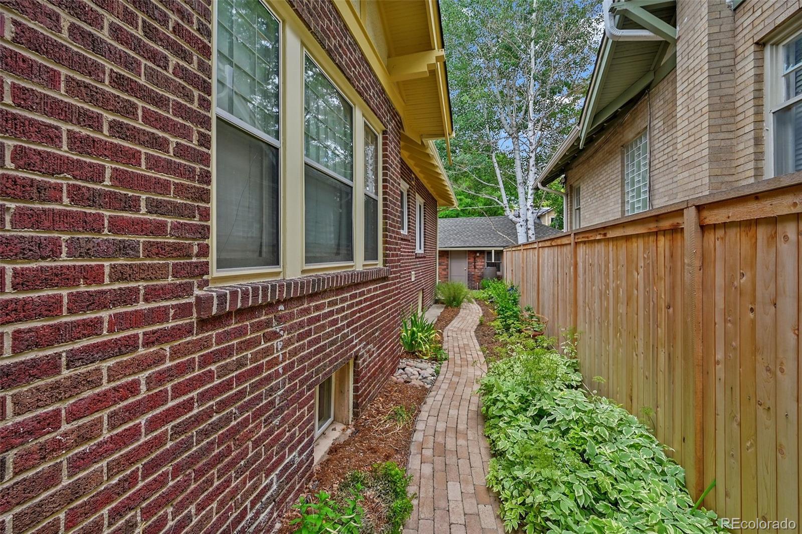 MLS Image #47 for 836  steele street,denver, Colorado