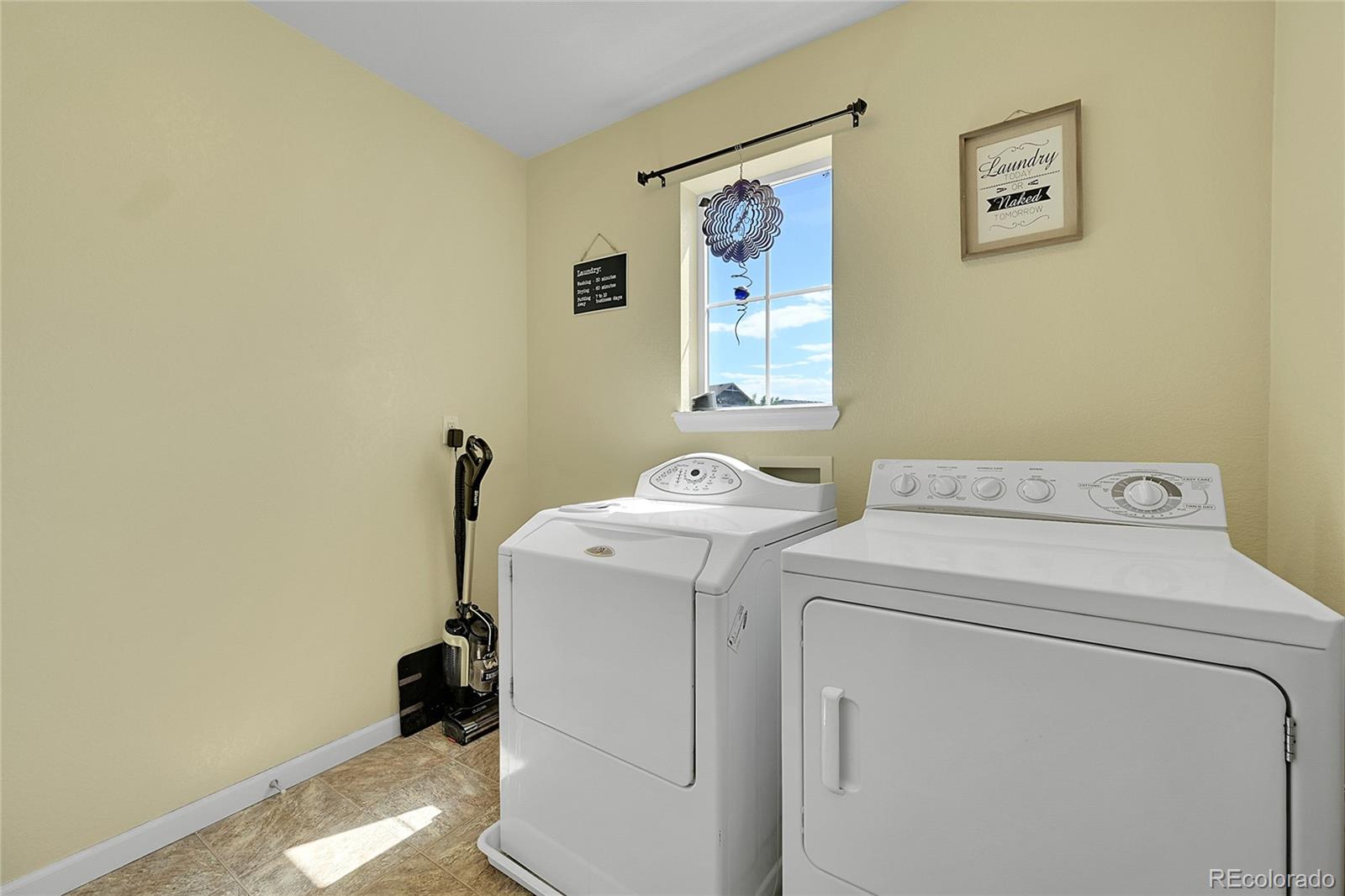 MLS Image #20 for 5722 s flat rock way,aurora, Colorado