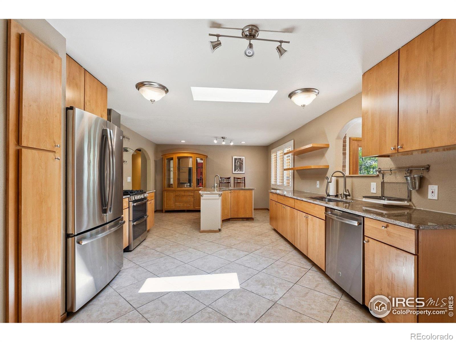 MLS Image #4 for 2513  lanyon drive,longmont, Colorado