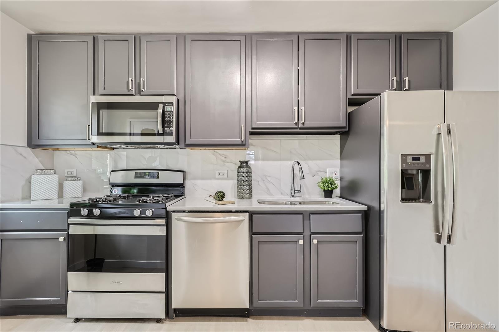 MLS Image #22 for 2100 n franklin street,denver, Colorado